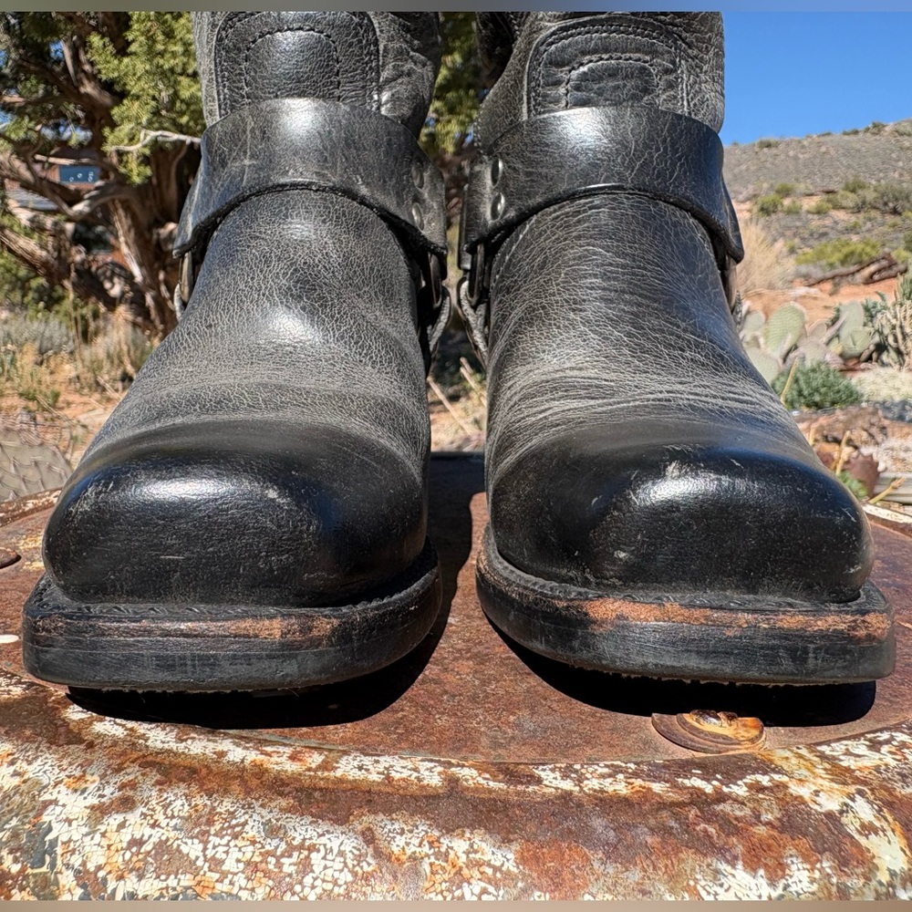 FRYE🇺🇸 15R Harness Tall Boots - Picture 10 of 16